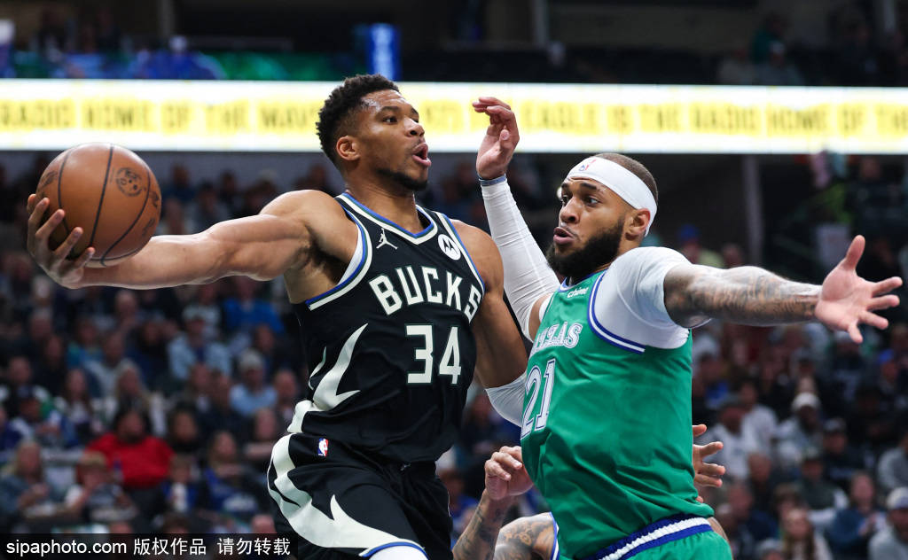 密尔沃基雄鹿发布备战花絮，今夜临场应变，社区盾任务艰巨，资深球员宣示担当(雄鹿队交易动态)