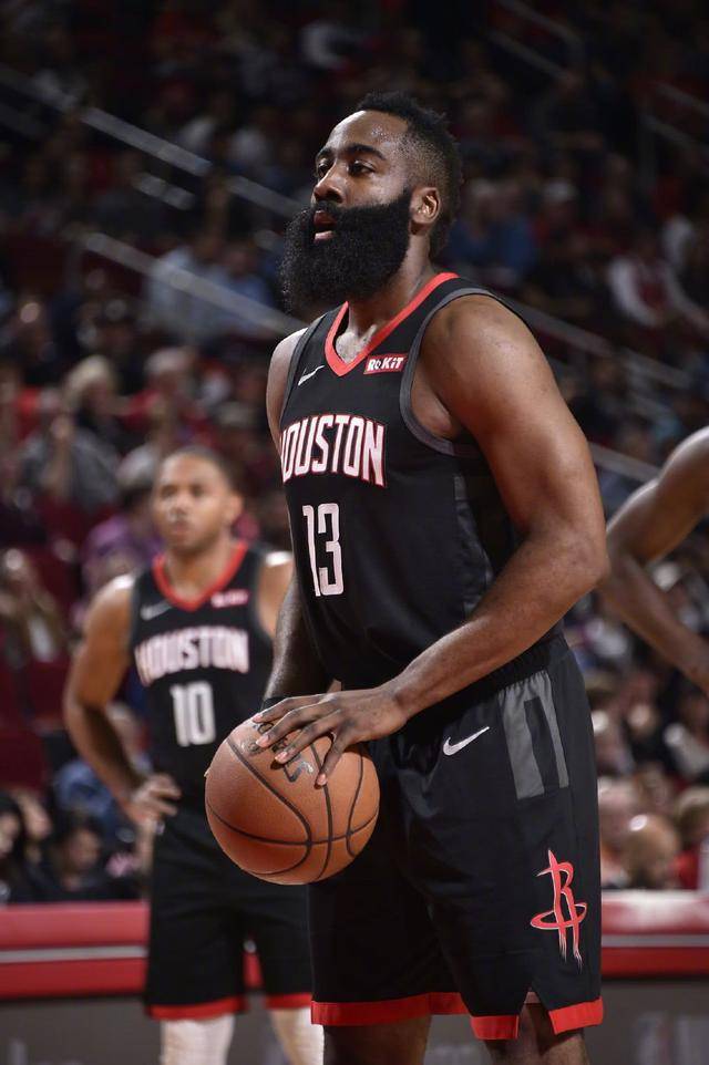 包含哈登与30激战热火分钟阿森纳今夜迎来里程碑，现场解说直呼：法兰克福刷新队史纪录备战意甲的词条