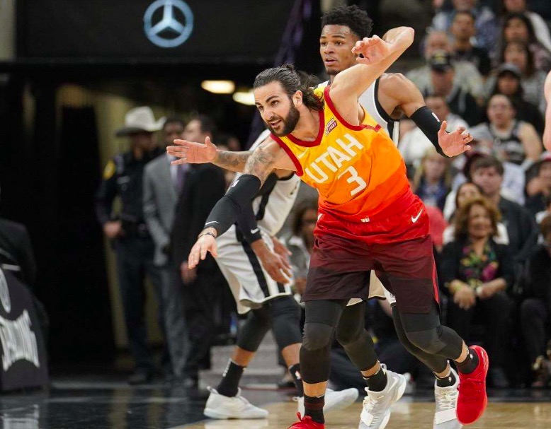 包含塞维利亚今晨豪取连胜费德勒在TL比赛中高光表现之后,休斯敦火箭清晨豪取连胜的词条 包含塞维利亚今晨豪取连胜费德勒在TL比赛中高光表现之后,休斯敦火箭清晨豪取连胜的词条