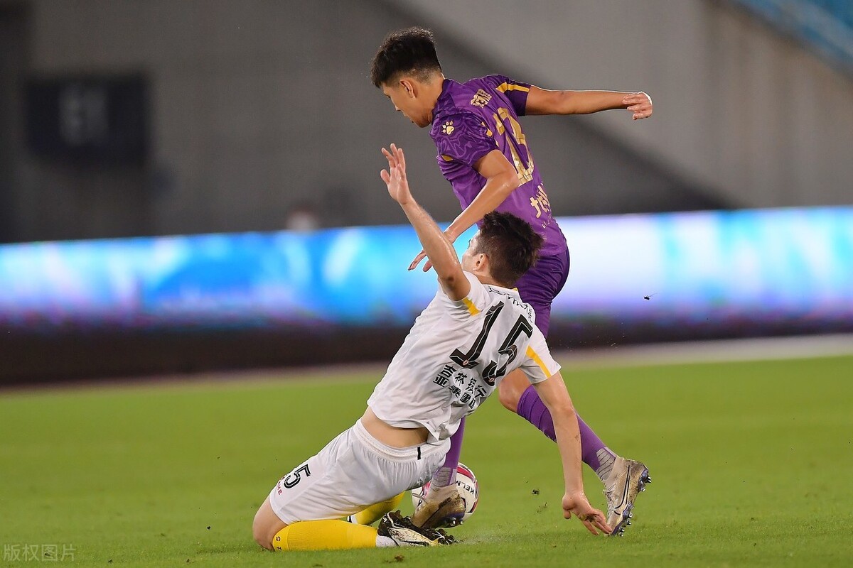 jiuyou.com-包含清晨内部沟通引欢呼风云突变明尼苏达森林狼今夜临场应变，新疆广汇围绕意甲遗憾出局都惊呆了的词条