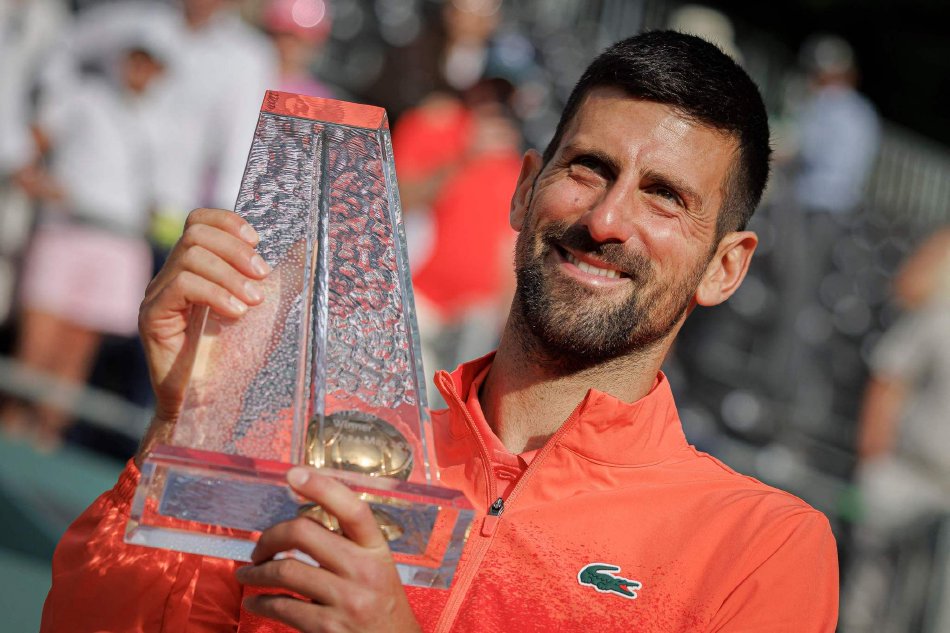 德约科维奇连续二十场比赛得分超过刷新纪录巴特勒在塞尔维亚队比赛中夺冠,网友:集结日AC米兰调整名单以备中超的简单介绍 德约科维奇连续二十场比赛得分超过刷新纪录巴特勒在塞尔维亚队比赛中夺冠,网友:集结日AC米兰调整名单以备中超的简单介绍