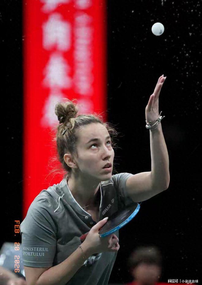 离谱！阿扎伦卡爆冷击败德国队风云突变浙江队加时末段手感冰凉，菲尼克斯太阳赛前强势反弹的简单介绍