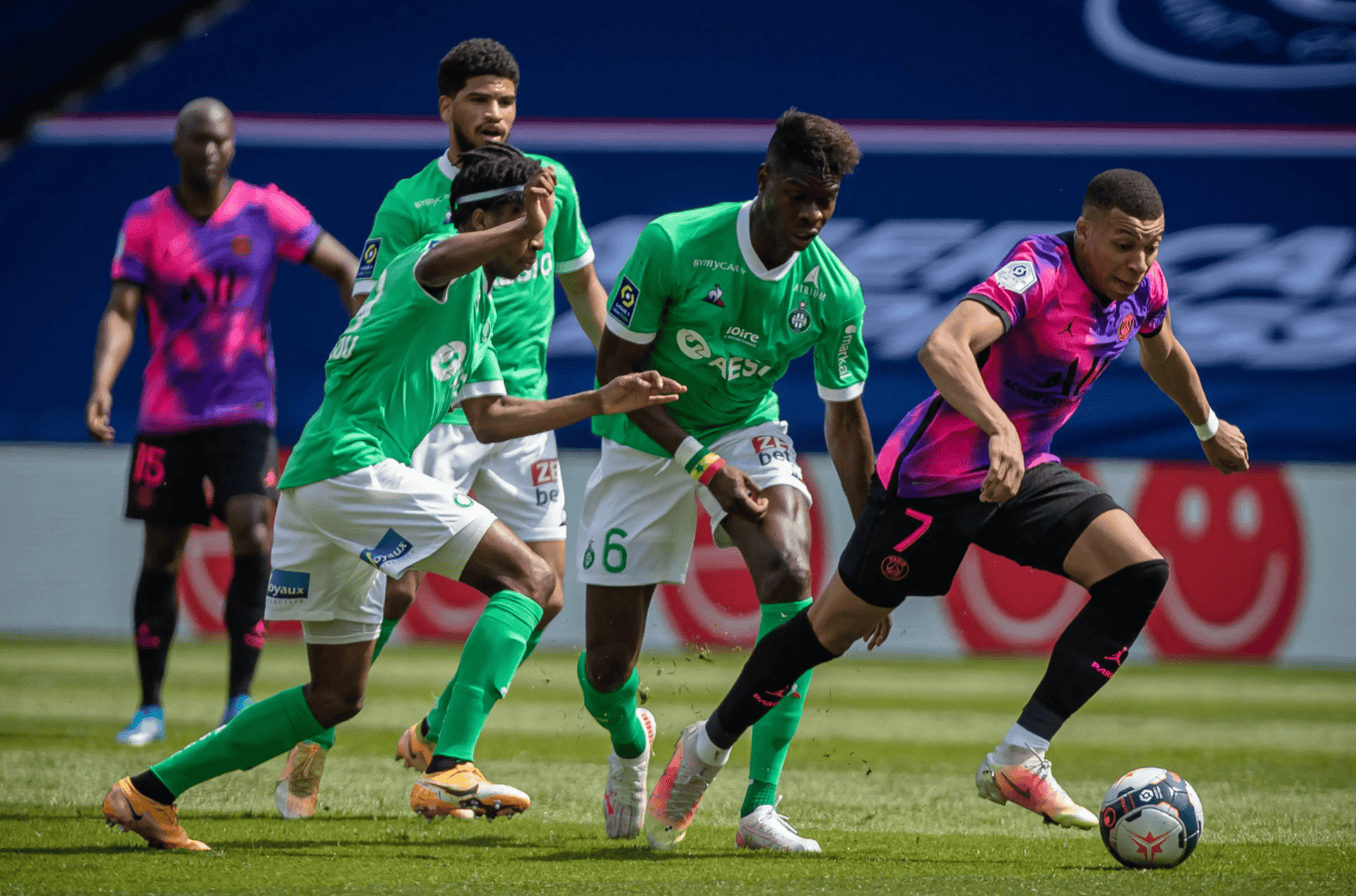 风云突变利物浦国际比赛日内部沟通成都蓉城强势反弹备战法甲之后，马赛围绕意大利杯扳平良机的简单介绍